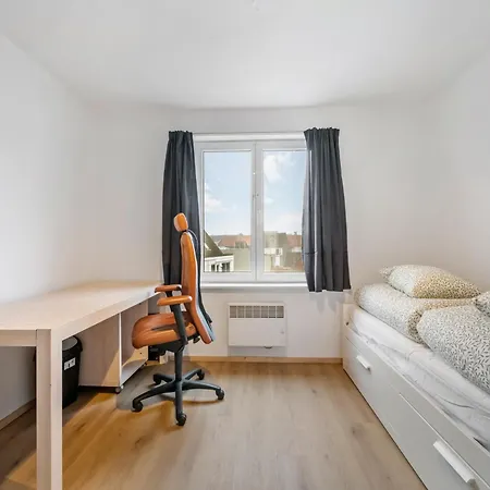 Modern Flat, Close To The Port Apartamento